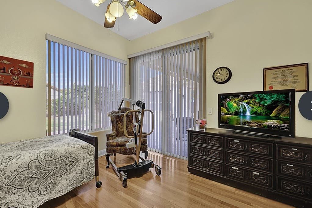 https://ahomeformama.com/wp-content/uploads/2023/10/a-dignified-adult-care-home-peoria-1.jpg