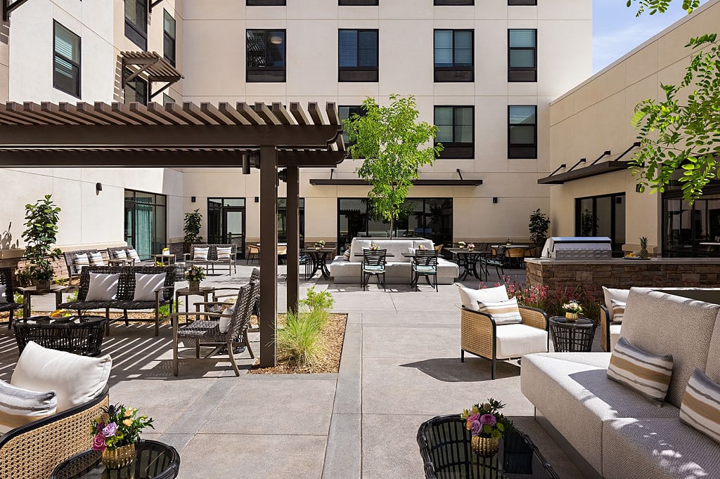 https://ahomeformama.com/wp-content/uploads/2023/11/belmont-village-los-gatos-san-jose-18.jpg